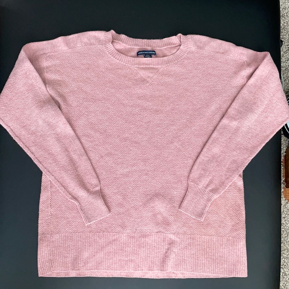 American Eagle Thin Pink Sweater